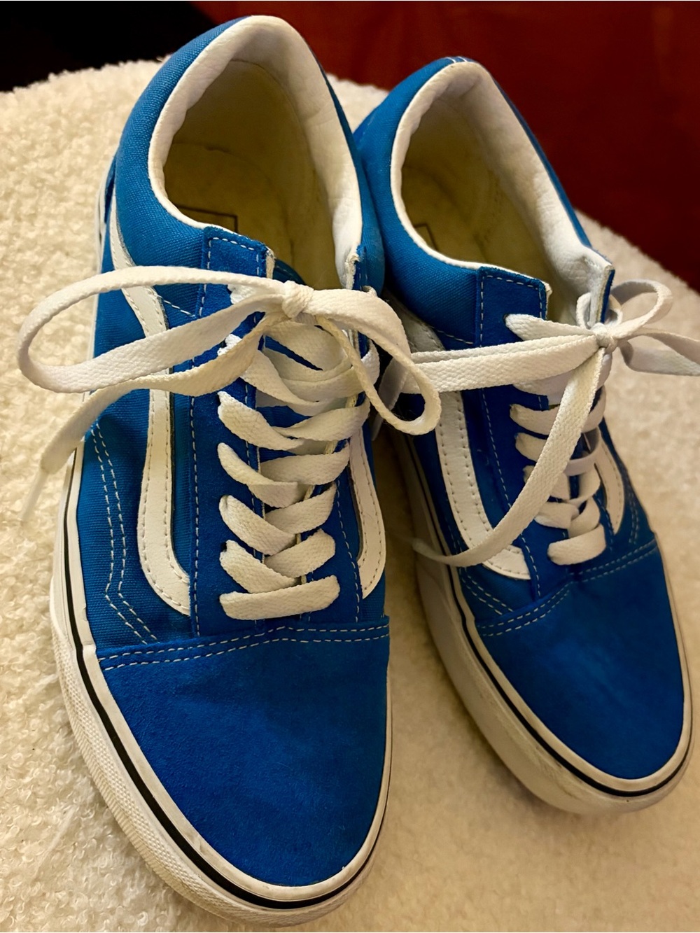 Vans Blue Low Top Sneakers with White Side Stripe size 7.5